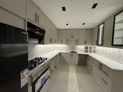 شقة الشميساني عمرها ٥٠ سنه